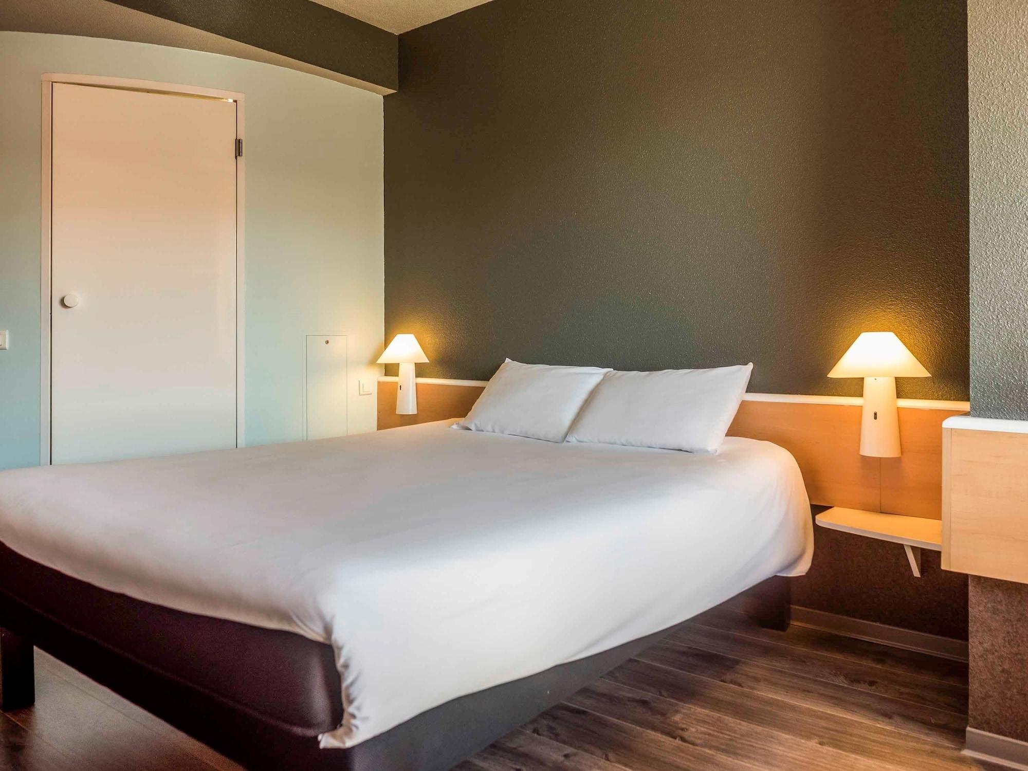 Ibis Salamanca Bagian luar foto