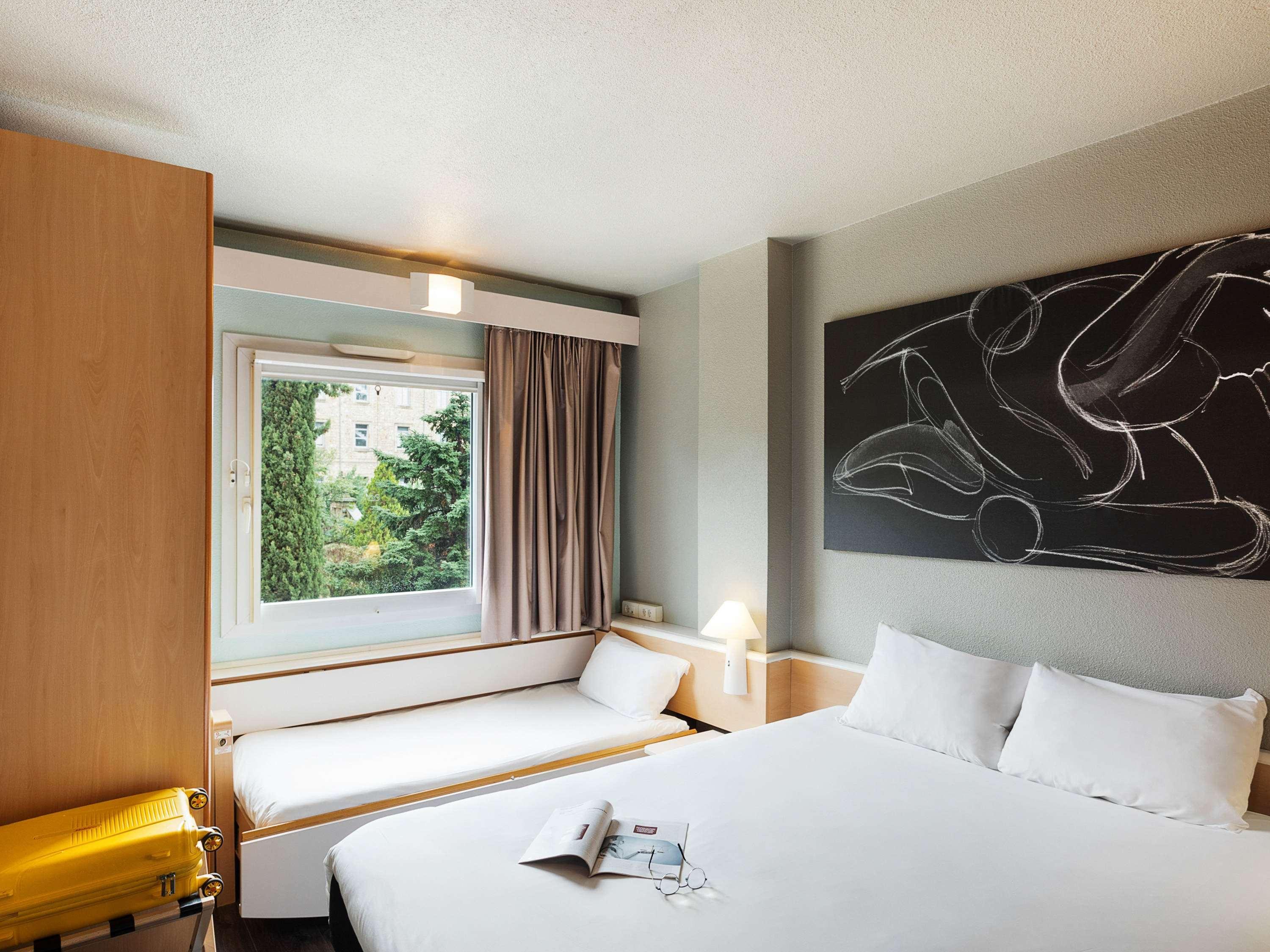 Ibis Salamanca Bagian luar foto