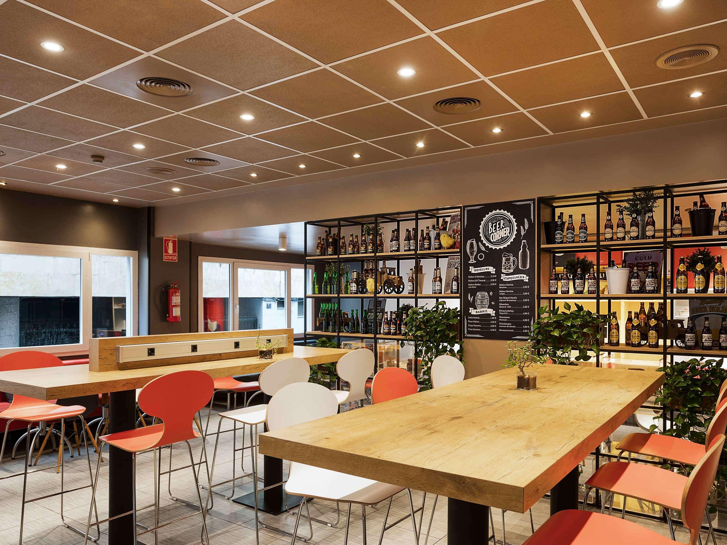 Ibis Salamanca Bagian luar foto