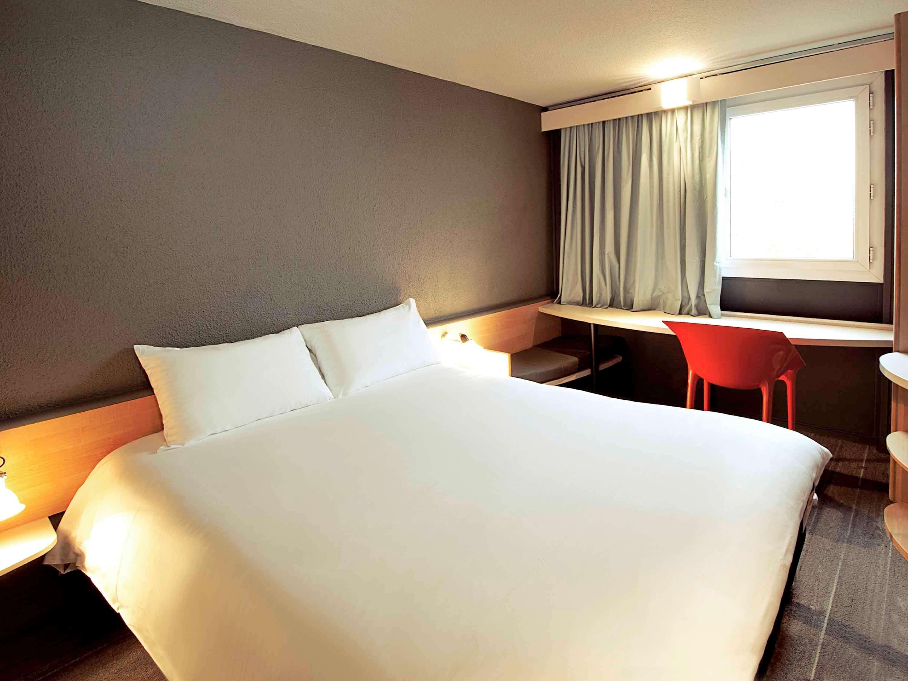 Ibis Salamanca Bagian luar foto