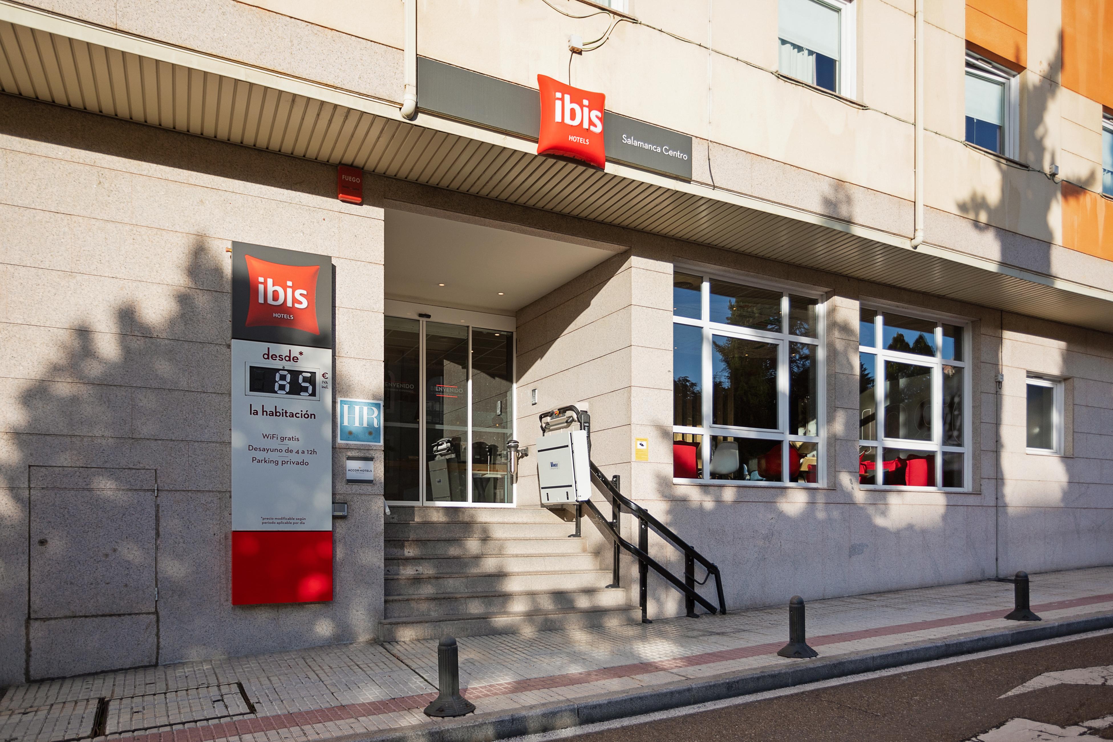 Ibis Salamanca Bagian luar foto