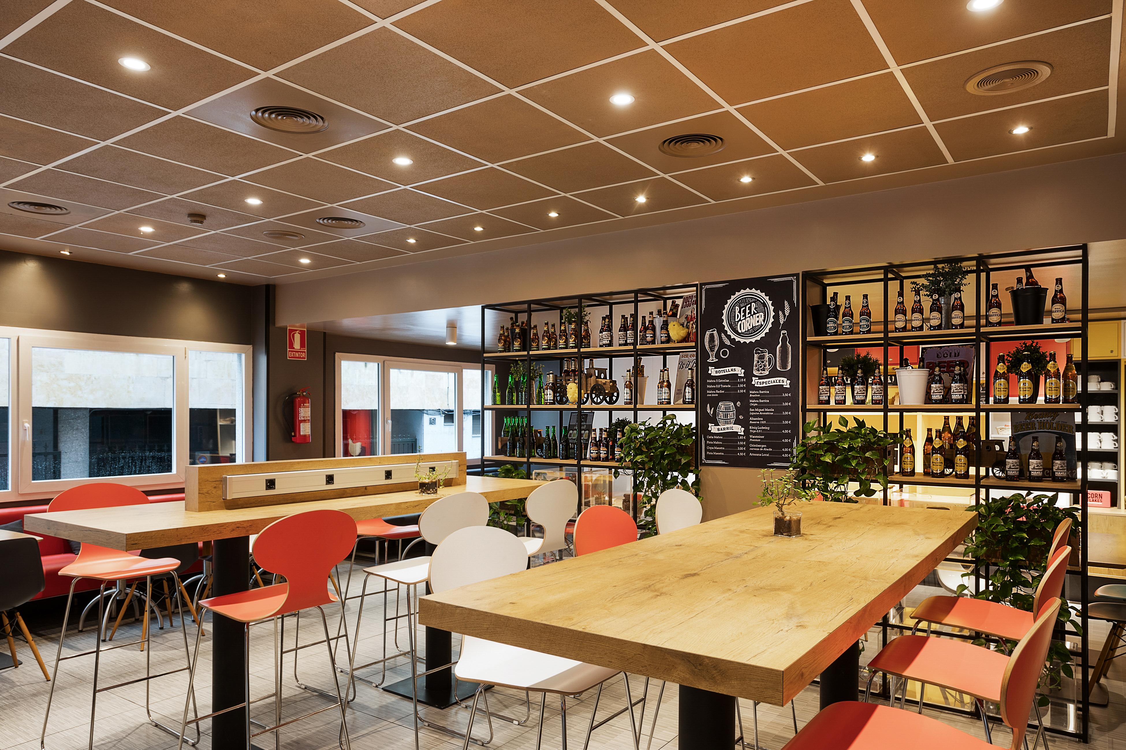 Ibis Salamanca Bagian luar foto