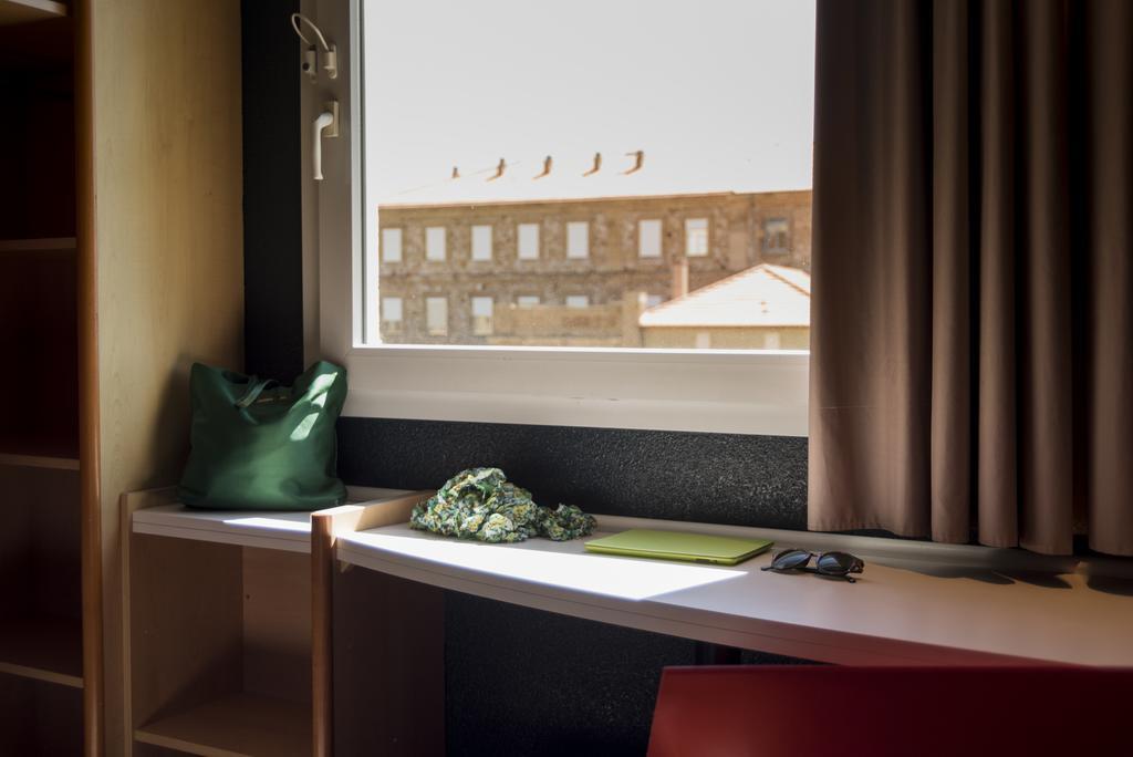 Ibis Salamanca Bagian luar foto